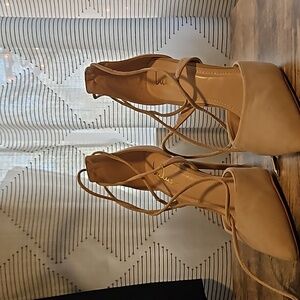 Size 8 lulus heels